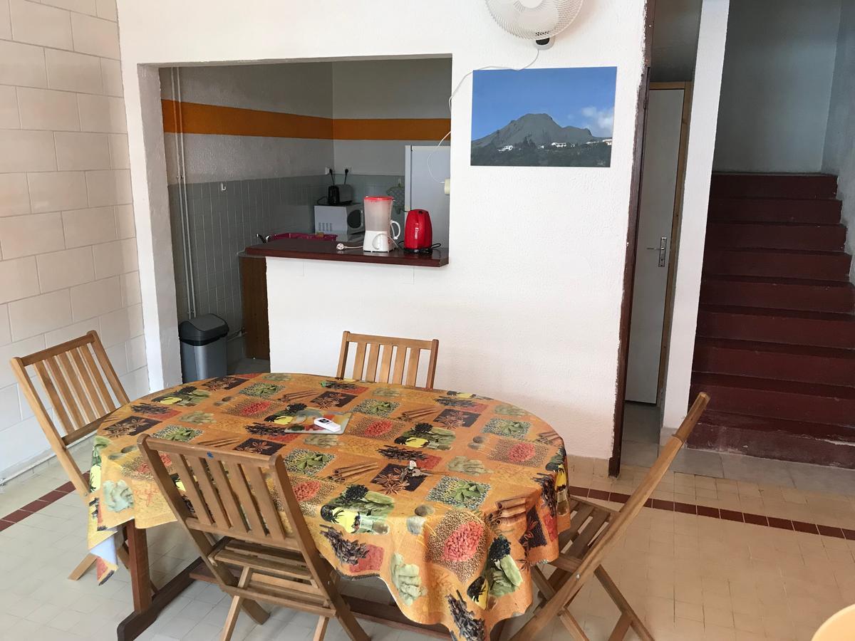 L'Escale Du Mouillage Apartment Saint-Pierre Luaran gambar